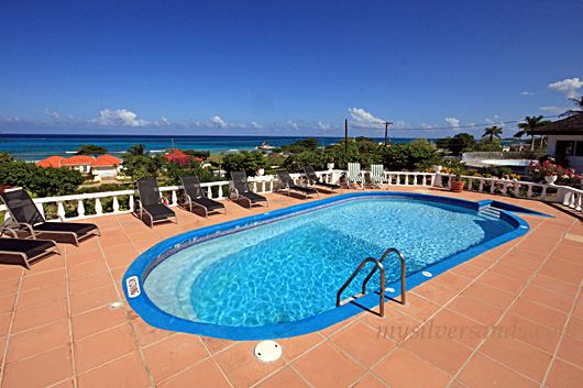 tu mac villa, silver sands jamaica, pool and sea view