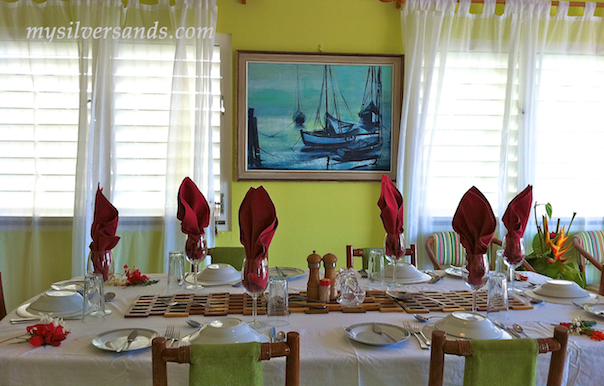 dining table at blue vista villa silversands
