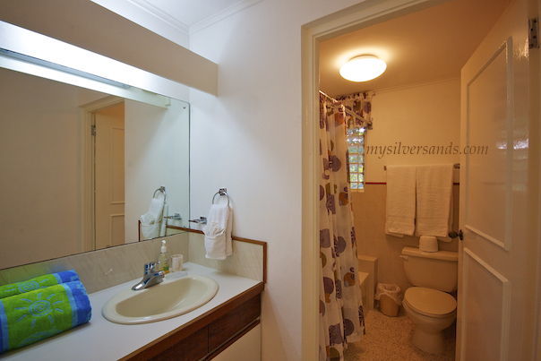 bathroom at honeycomb villa silver sands jamaica