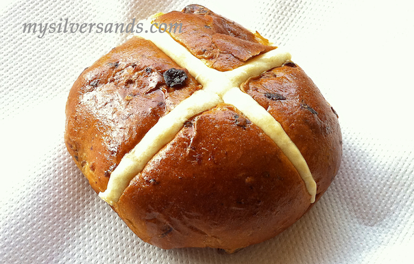 hot cross bun