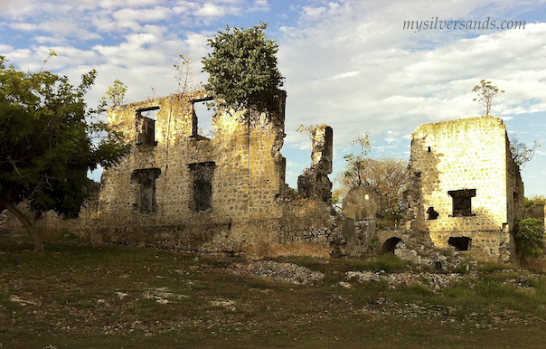 getting closer to the ruins of stewart castle, trelawny, Jamaica