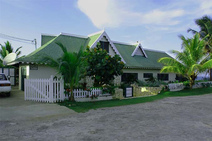 south side of endless summer villa