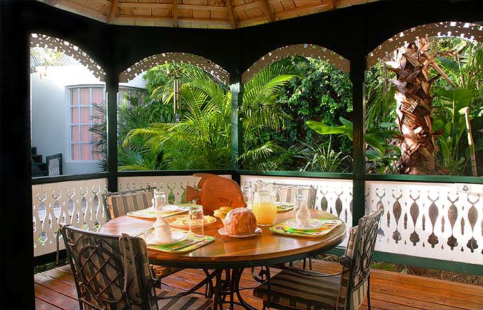 dinning gazebo