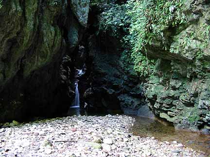 waterfall, stream flowing to the mini dam 