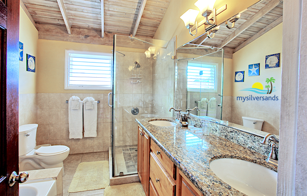 bathroom 1 en suite with shower