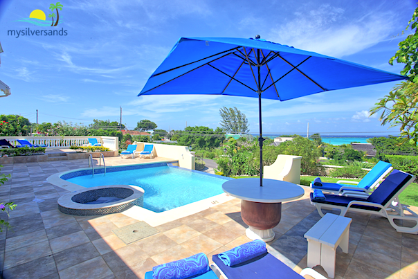 pool and sea view