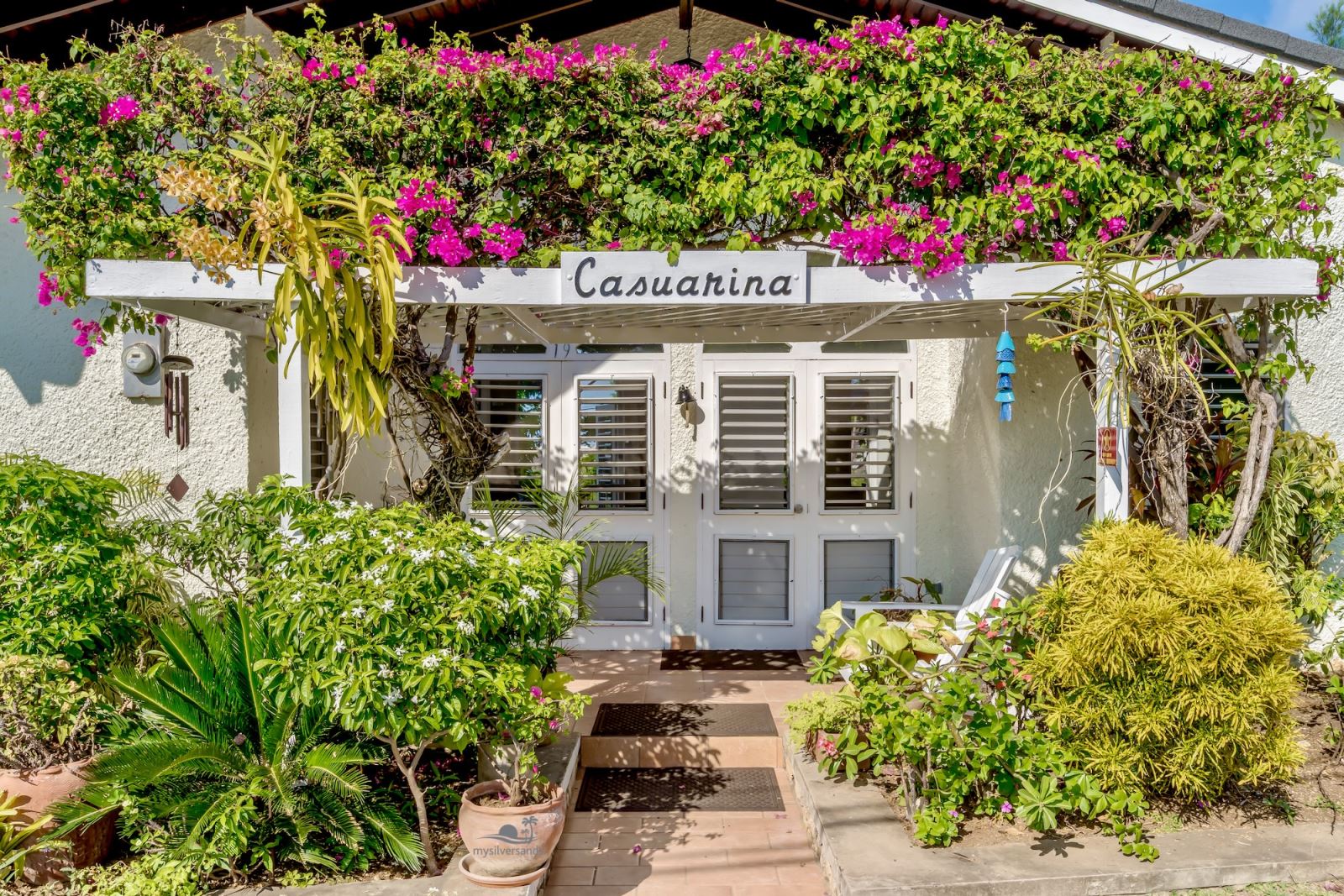 entrance to Casuarina