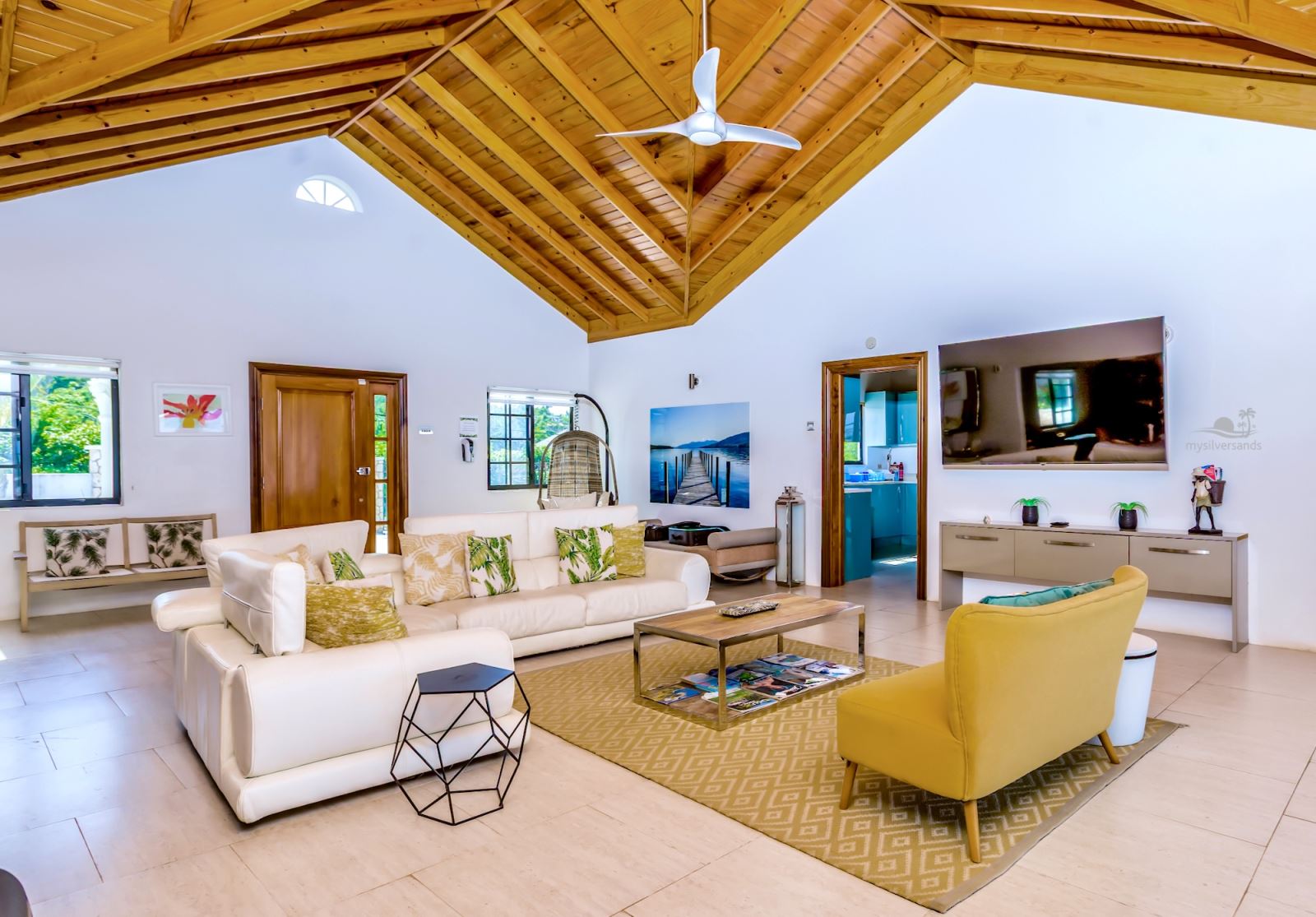 clearview living rom to kitchen