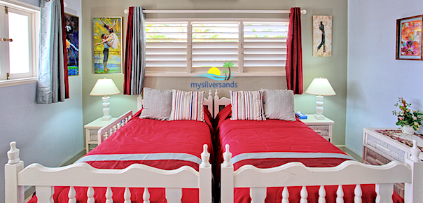 bedroom two with twin beds