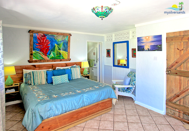 bedroom 7 with bathroom en suite
