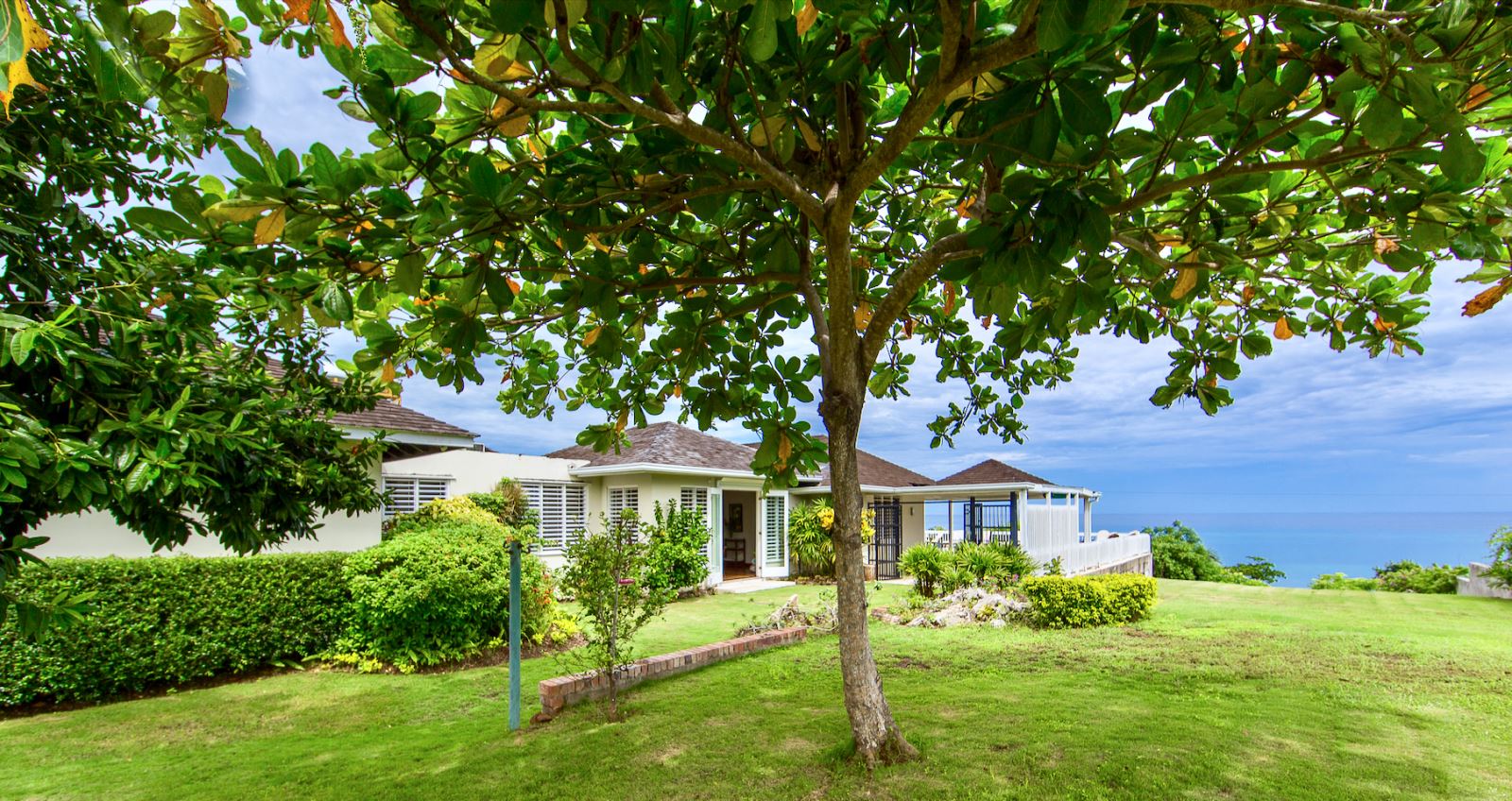 garden beside entertainment room