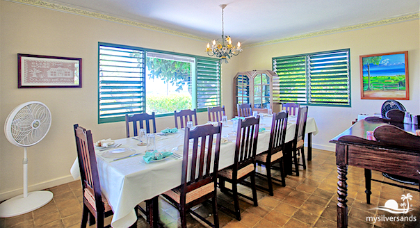 dining room and sea view