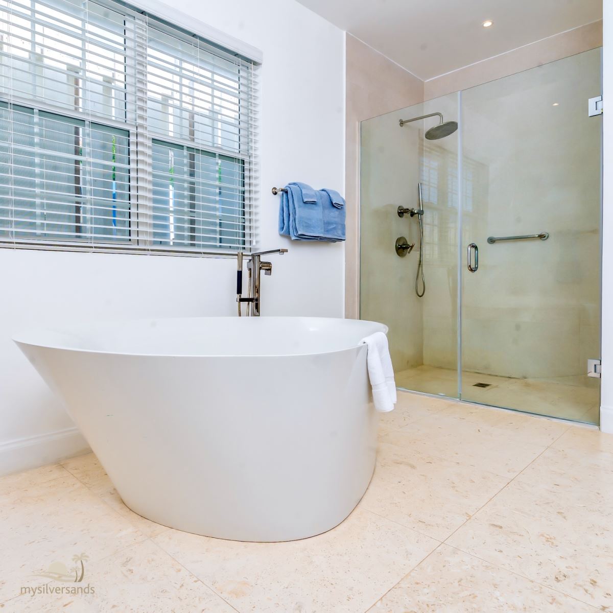 bathroom one tub