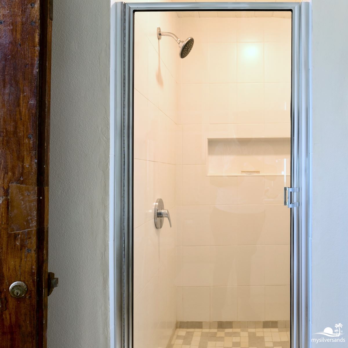 bath 3 & 4 shower