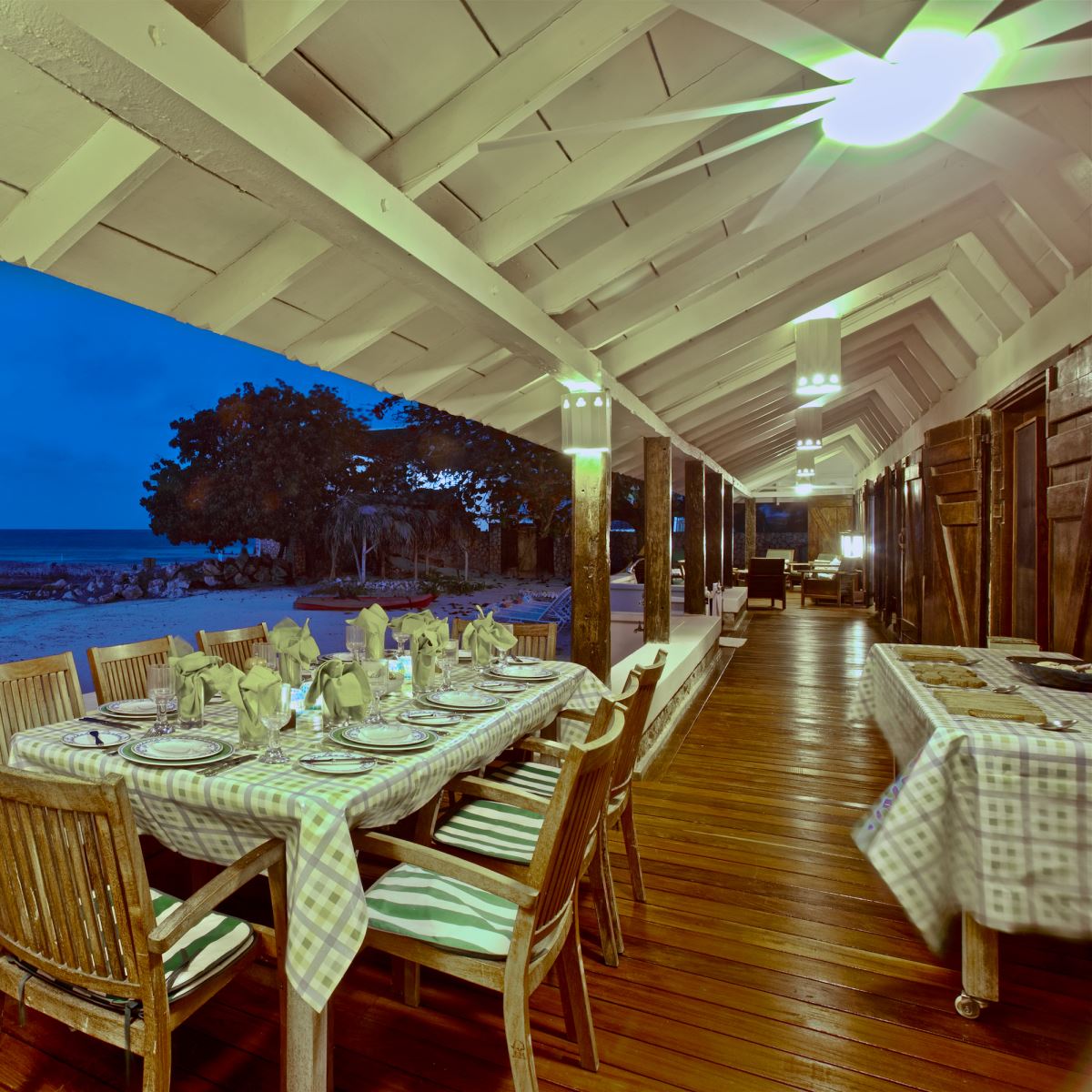 verandah at night dining