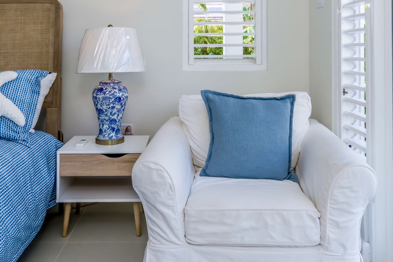 bedroom 2 chair