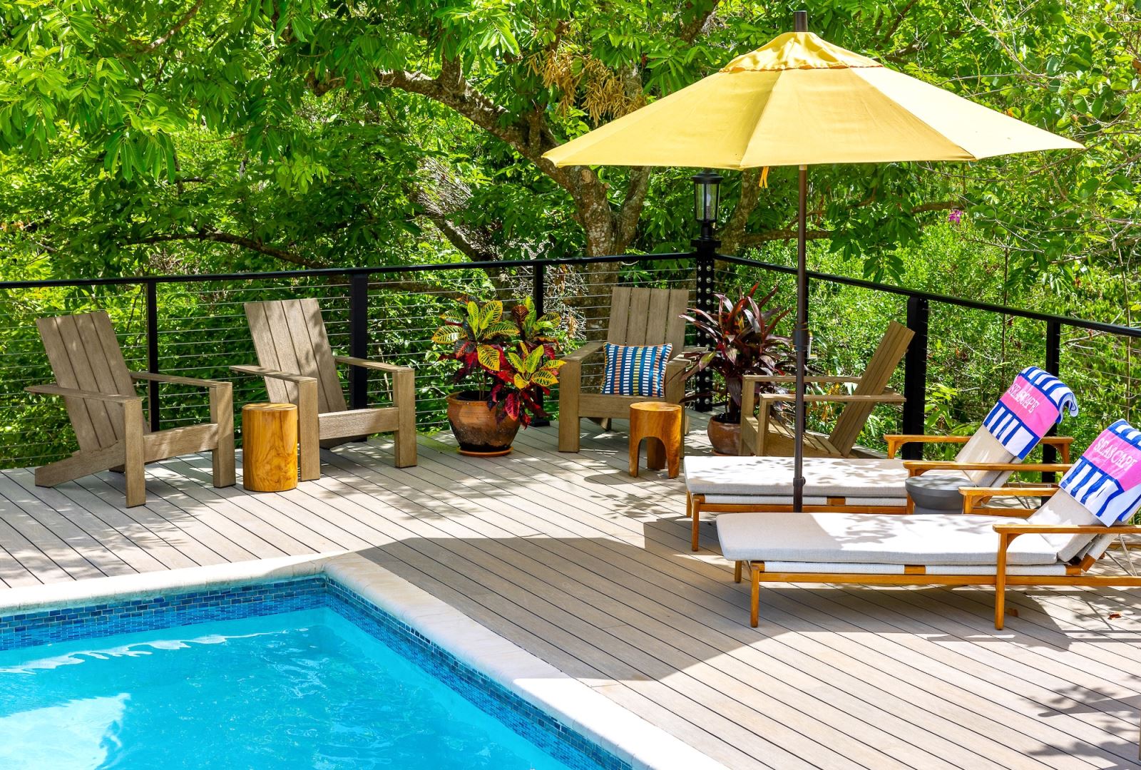 pool ne corner
