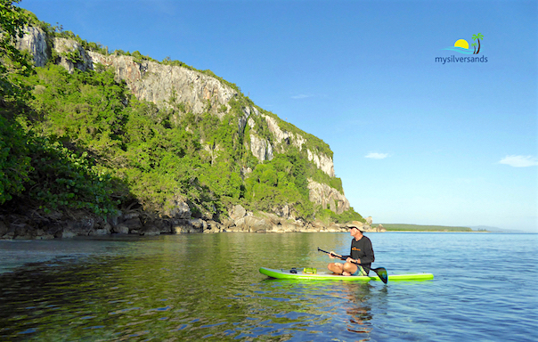 paddle boarding by the cliffs of Carey Park