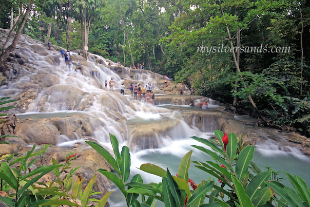 dunn's river falls in ocho rios jamaica