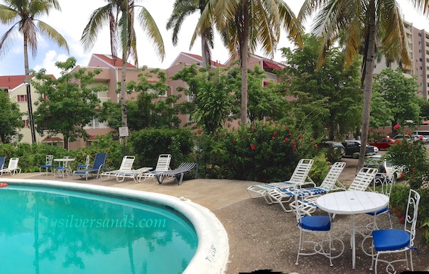 swimming pool of fisherman's point in ocho rios