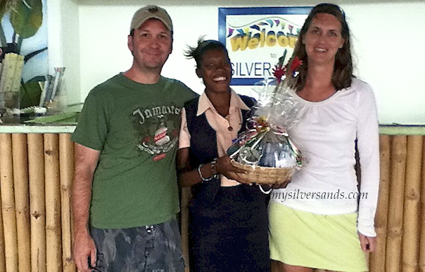 the beedles receive a welcome gift from Kimesha, mysilversands rep at silver sands jamaica