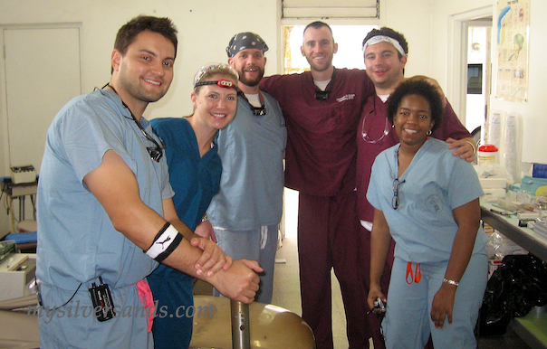 virginia commonwealth university dental team in clinic